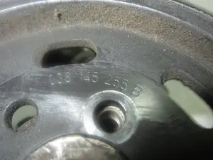 Foto de BOMBA DIRECCION SKODA OCTAVIA BERLINA (1Z3) referencia 038145255B foto 2
