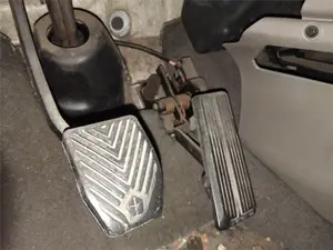 Foto de POTENCIOMETRO PEDAL CHRYSLER VOYAGER (RG)