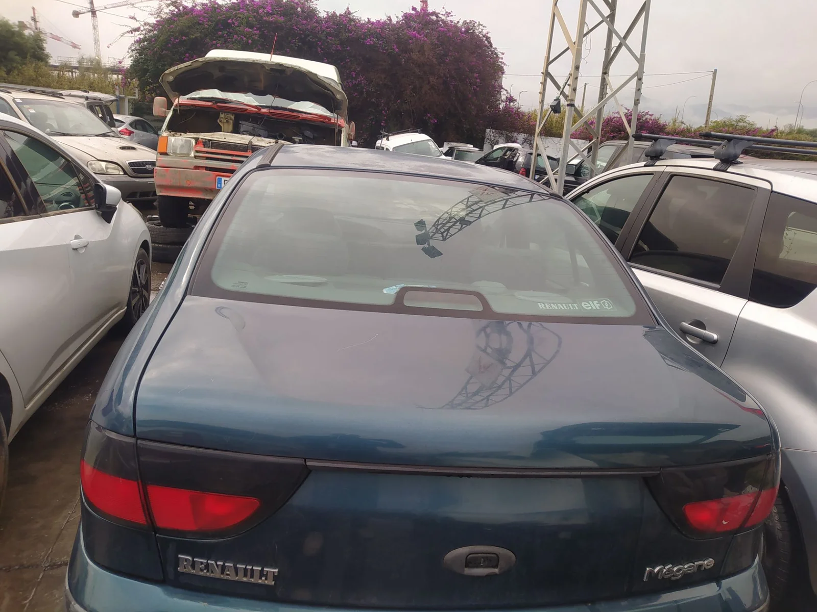 Foto de CERRADURA MALETERO / PORTON RENAULT MEGANE I CLASSIC (LA0) 2.0 CAT (114 CV / 84 KW) referencia 7700827599
