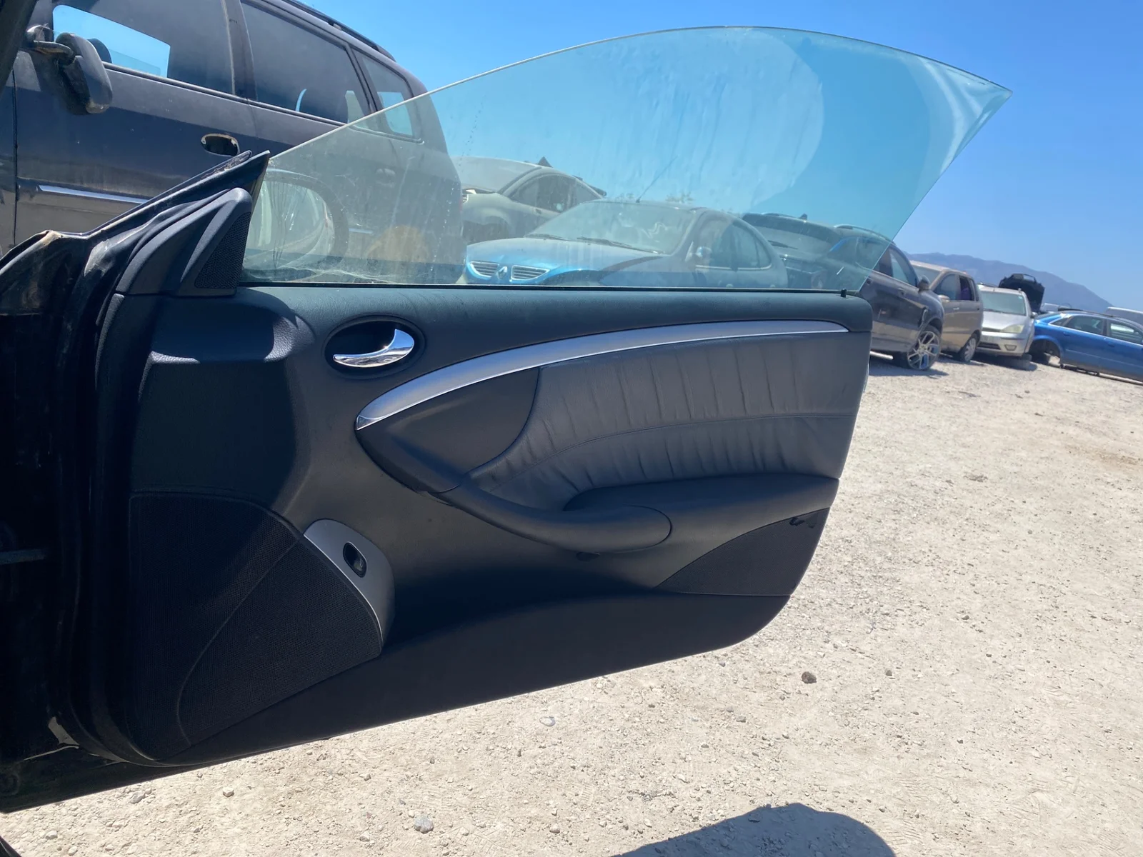 Foto de GUARNECIDO PUERTA DELANTERA DERECHA MERCEDES-BENZ CLK (BM 209) CABRIO 1.8 CAT (163 CV / 120 KW) referencia A2097202851 FKZ