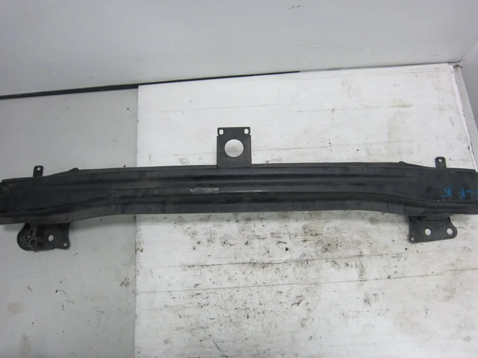 Foto de REFUERZO PARAGOLPES DELANTERO VOLKSWAGEN GOLF V (1K1)(10.2003) referencia 1T0807581