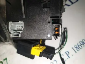 Foto de MANDO MULTIFUNCION CITROEN C3 referencia 61776902 foto 5