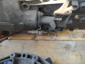 Foto de CAJA CAMBIOS BMW SERIE 3 BERLINA (E36) referencia R24226 foto 9