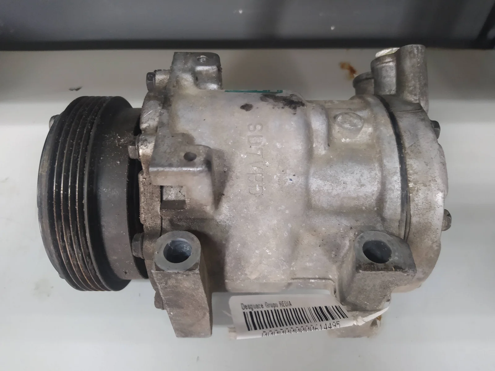 Foto de COMPRESOR AIRE ACONDICIONADO RENAULT CLIO II FASE I (B/CB0) referencia 7700106069