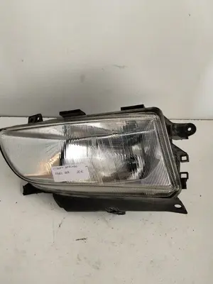 Foto de FARO DERECHO SIN MARCA SIN MODELO referencia 9621298880