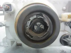 Foto de FARO DERECHO NISSAN MICRA (K11) 1.0 16V CAT (54 CV / 40 KW) referencia B60101F511 foto 3