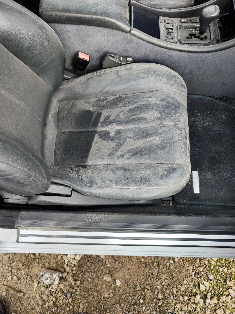 Foto de ASIENTO DELANTERO DERECHO MERCEDES-BENZ CLK (BM 208) CABRIO 3.2 V6 18V CAT (218 CV / 160 KW)