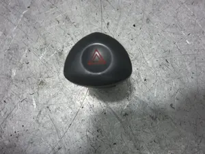 Foto de WARNING RENAULT CLIO II FASE II (B/CB0) 1.5 dCi Diesel (82 CV / 60 KW) referencia 442723