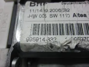 Foto de MOTOR ELEVALUNAS TRASERO IZQUIERDO SEAT ALTEA XL (5P5) 1.9 TDI (105 CV / 77 KW) referencia 995914332 foto 3
