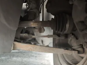 Foto de BRAZO SUSPENSION DELANTERO IZQUIERDO VOLVO V50 FAMILIAR 2.0 Diesel CAT (136 CV / 100 KW)