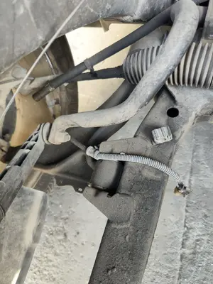 Foto de BRAZO SUSPENSION DELANTERO DERECHO CHEVROLET CRUZE 2.0 Diesel CAT (163 CV / 120 KW)