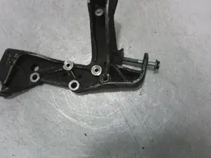 Foto de SOPORTE BRAZO SUSPENSION DELANTERO IZQUIERDO VOLKSWAGEN TOUAREG (7LA) referencia 1K0199295F foto 6