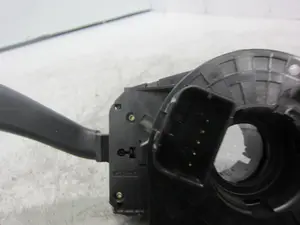 Foto de MANDO MULTIFUNCION SEAT IBIZA (6L1) 1.4 16V (86 CV / 63 KW) referencia 6Q0953503AD foto 4