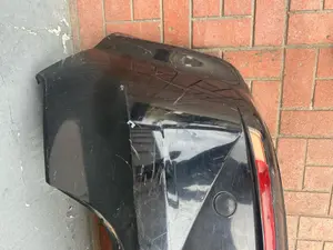 Foto de PARAGOLPES TRASERO SEAT LEON (1P1) 1.6 TDI (105 CV / 77 KW) referencia 1P0807421D foto 3