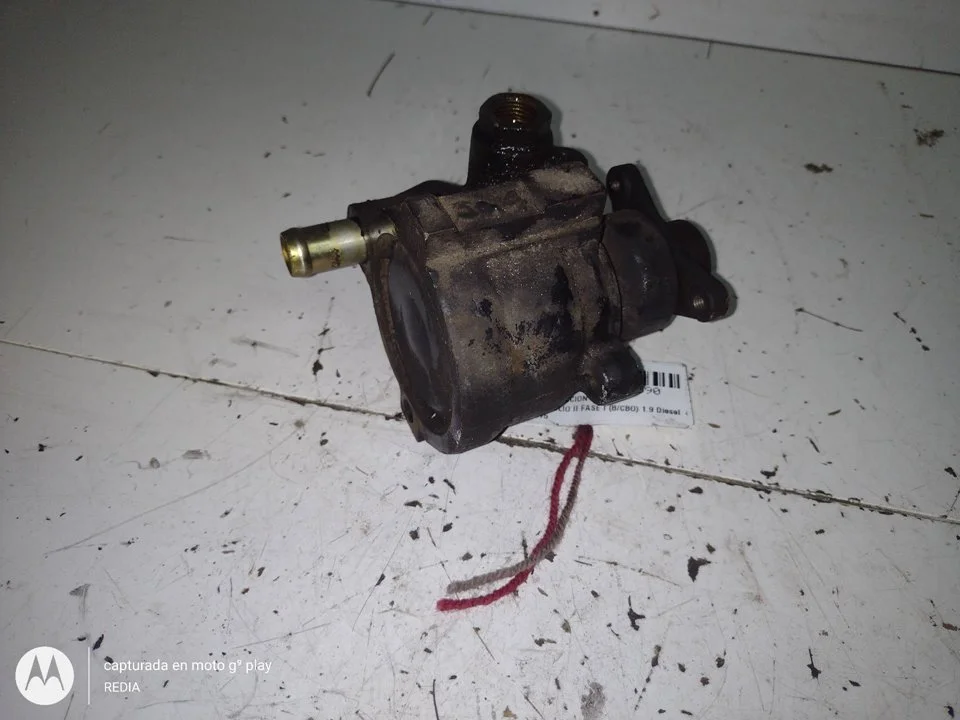 Foto de BOMBA DIRECCION RENAULT CLIO II FASE I (B/CB0) referencia 26043475