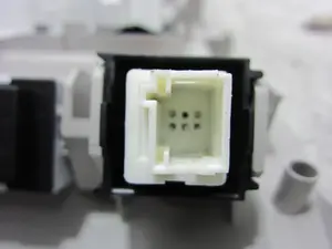 Foto de LUZ INTERIOR CITROEN C5 AIRCROSS 1.2 12V e-THP / PureTech (131 CV / 96 KW) referencia 9812595380 foto 6