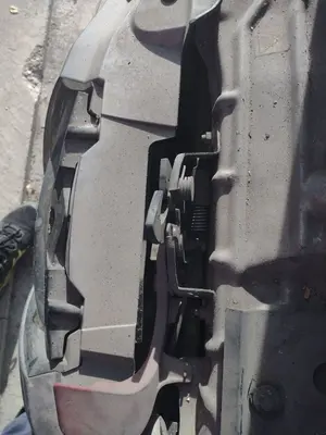 Foto de CERRADURA CAPO ALFA ROMEO GT (125) 1.9 JTD (M) 16V CAT (150 CV / 110 KW) referencia 0050507083 foto 2