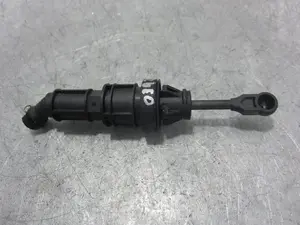 Foto de BOMBA EMBRAGUE MITSUBISHI ASX (GA0W) 1.6 CAT (117 CV / 86 KW)