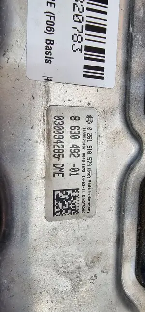 Foto de CENTRALITA MOTOR UCE BMW SERIE M6 GRAN COUPE (F06) 4.4 V8 32V (560 CV / 412 KW) referencia 0261S10579 foto 3