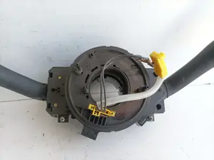 Foto de MANDO MULTIFUNCION VOLKSWAGEN NEW BEETLE BERLINA (9C1/1C1) 1.6 (101 CV / 74 KW) referencia 3KX01202002 foto 4