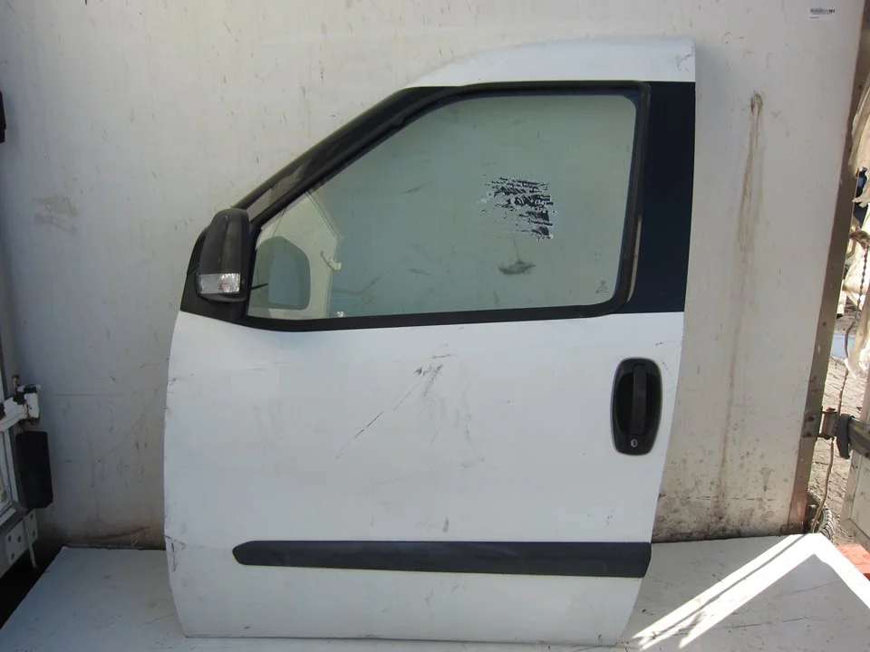 Foto de BOMBIN PUERTA DELANTERA IZQUIERDA FIAT II DOBLÒ (152) 1.3 16V JTD CAT (90 CV / 66 KW)