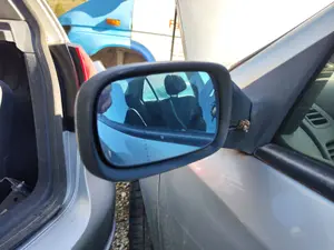Foto de RETROVISOR IZQUIERDO RENAULT LAGUNA II (BG0) 1.8 CAT (120 CV / 88 KW)