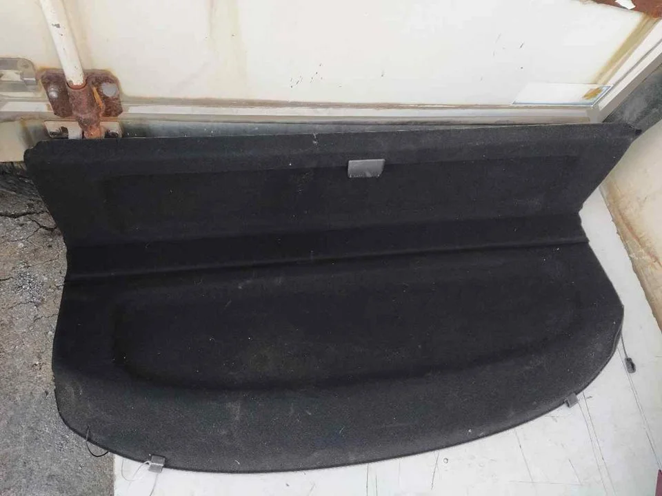 Foto de BANDEJA TRASERA MAZDA 3 BERLINA (BK) 2.0 Diesel CAT (143 CV / 105 KW)