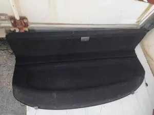 Foto de BANDEJA TRASERA MAZDA 3 BERLINA (BK) 2.0 Diesel CAT (143 CV / 105 KW)