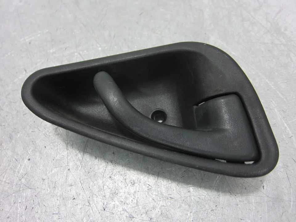 Foto de MANETA ELEVALUNAS DELANTERA DERECHA FORD PROBE 2.5 V6 24V CAT (162 CV / 119 KW)