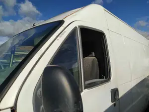 Foto de LUNA DELANTERA IZQUIERDA CITROEN JUMPER FURGÓN GRAN VOLUMEN 2.2 HDI CAT (101 CV / 74 KW) referencia 920160