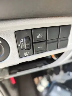 Foto de INTERRUPTOR CITROEN XSARA PICASSO 1.6 HDi CAT (9HY / DV6TED4) (109 CV / 80 KW)