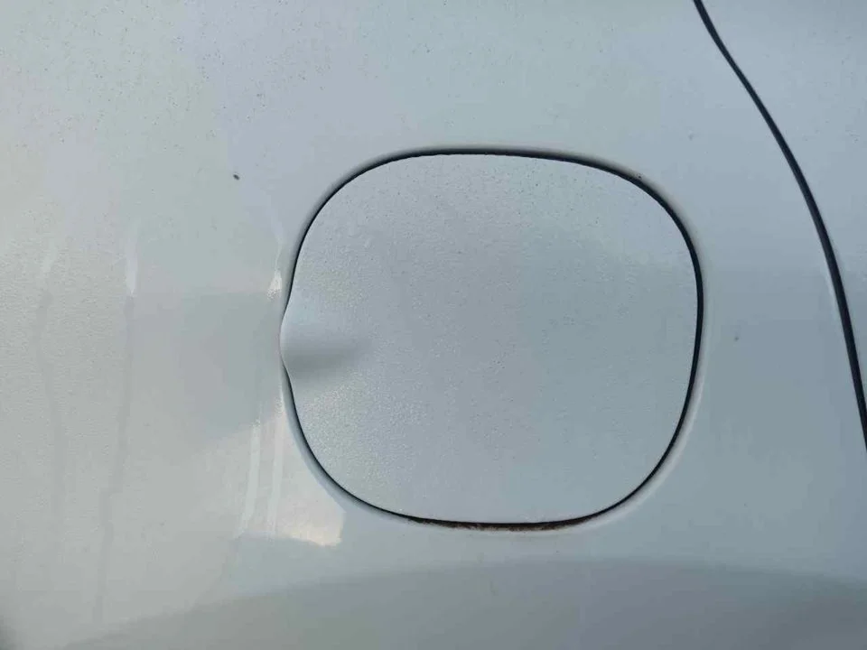 Foto de TAPA EXTERIOR COMBUSTIBLE FIAT 500X (334) 1.0 CAT (120 CV / 88 KW)