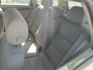 Foto de ASIENTOS TRASERO IZQUIERDO AUDI A4 AVANT (8E) 1.9 TDI (131 CV / 96 KW)