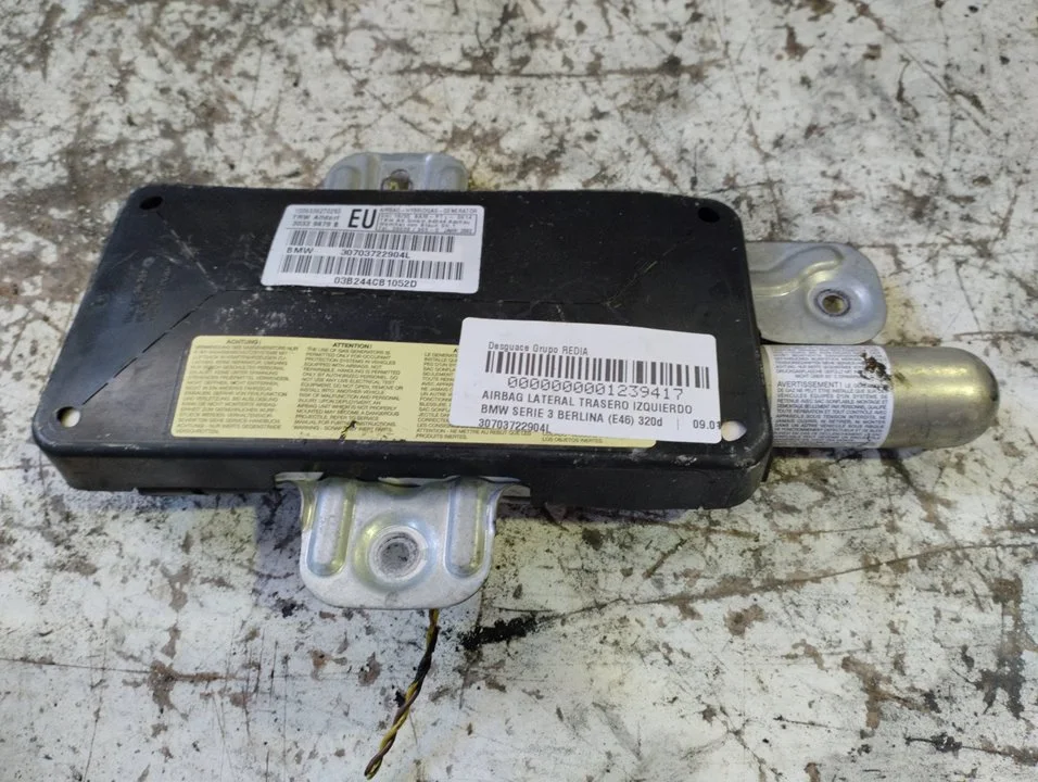 Foto de AIRBAG LATERAL TRASERO IZQUIERDO BMW SERIE 3 BERLINA (E46) 2.0 16V Diesel CAT (150 CV / 110 KW) referencia 30703722904L
