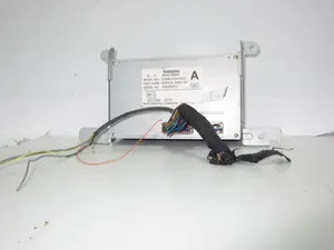 Foto de PANTALLA MULTIFUNCION NISSAN PRIMERA BERLINA (P12) 1.9 16V Turbodiesel CAT (120 CV / 88 KW) referencia 021394 foto 2