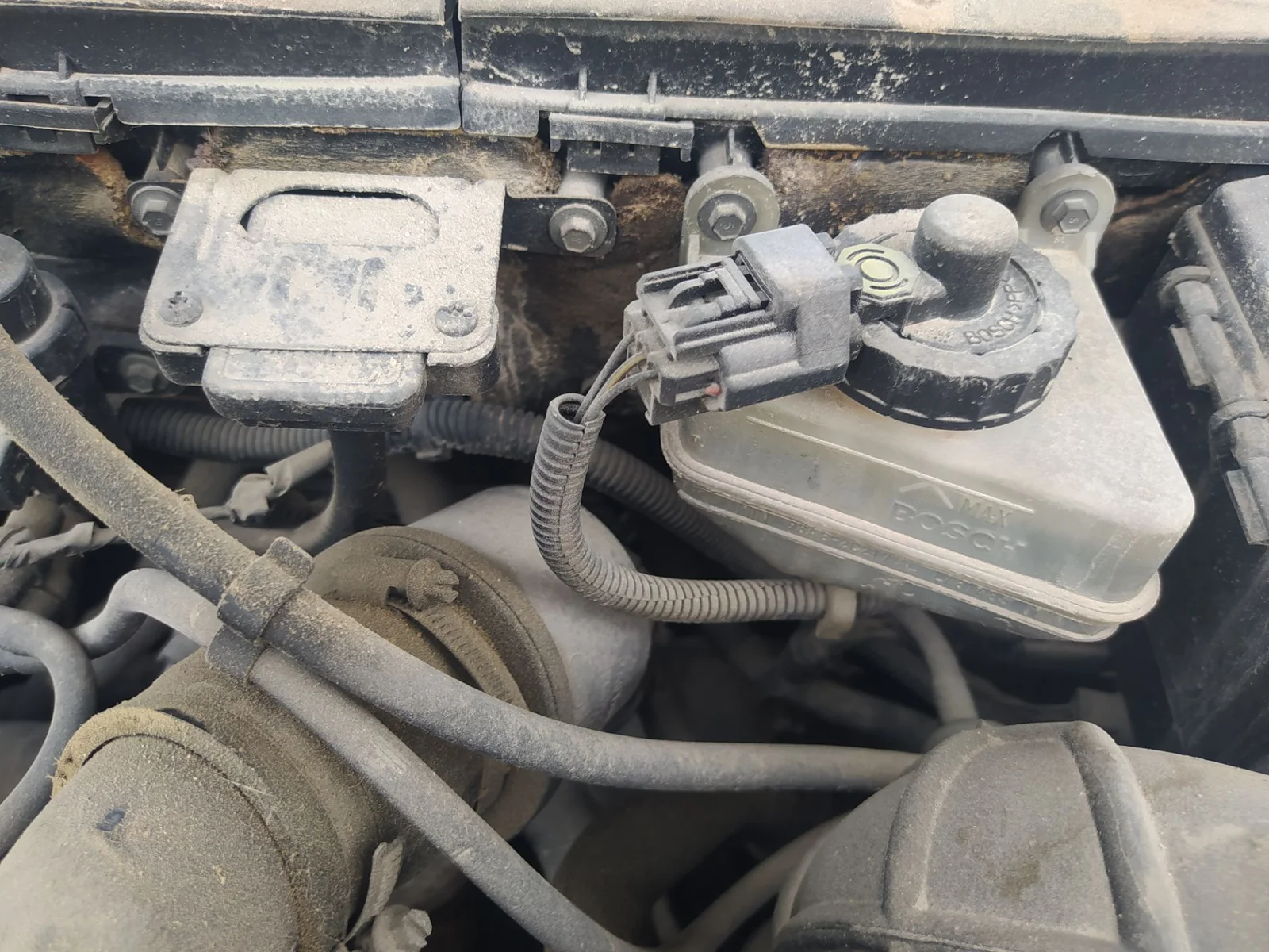 Foto de BOMBA FRENO FORD FOCUS BERLINA (CAK) 1.8 TDDI Turbodiesel CAT (90 CV / 66 KW)
