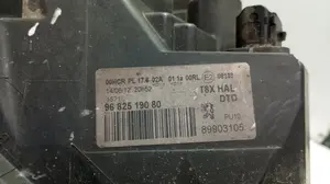 Foto de FARO DERECHO PEUGEOT 5008 1.6 HDi FAP (112 CV / 82 KW) referencia 9682519080 foto 3