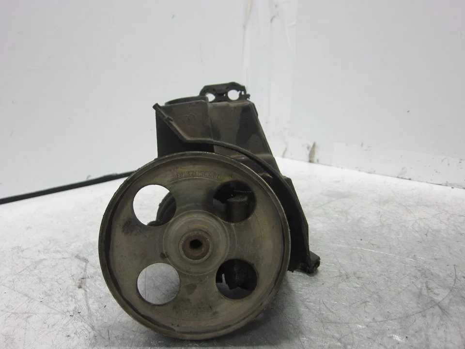 Foto de BOMBA DIRECCION PEUGEOT 206 1.4 16V CAT (KFU / ET3J4) (88 CV / 65 KW) referencia 9637058480