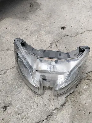 Foto de FARO DELANTERO APRILIA SR 50 50 cm3 - 3.1 kW (0 CV / 0 KW)