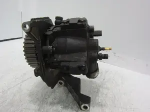 Foto de BOMBA INYECCION FORD FIESTA (CBK) 1.4 TDCi CAT (68 CV / 50 KW) referencia 9658234780 foto 2