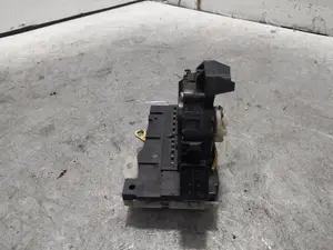 Foto de CERRADURA PUERTA DELANTERA DERECHA FORD MONDEO BERLINA (GE) 2.0 TDCi TD CAT (116 CV / 85 KW) referencia 2S4AA21812EB foto 5
