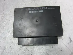 Foto de MODULO ELECTRONICO SEAT IBIZA (6L1) 1.9 SDI (64 CV / 47 KW) referencia 6Q0959433E foto 1