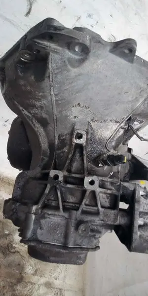 Foto de CAJA CAMBIOS OPEL ASTRA G BERLINA referencia 90400209 foto 6