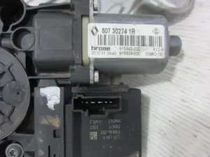 Foto de ELEVALUNAS DELANTERO DERECHO RENAULT SCENIC III (JZ) 1.6 dCi Diesel FAP (131 CV / 96 KW) referencia 807302741R foto 3