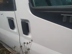 Foto de MANETA EXTERIOR DELANTERA DERECHA FORD TRANSIT COMBI (TT9) 2.2 TDCi CAT (116 CV / 85 KW)