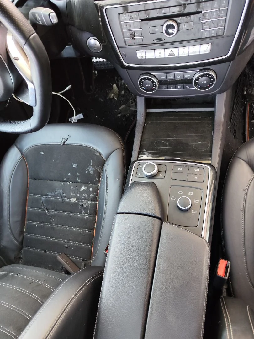 Foto de CONSOLA CENTRAL MERCEDES-BENZ CLASE GLE (BM 292) COUPE 3.0 CAT (390 CV / 287 KW)