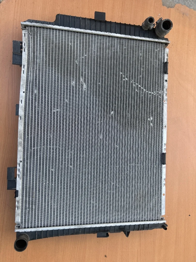 Foto de RADIADOR AGUA FORD TRANSIT COMBI (TTG) referencia 62612A