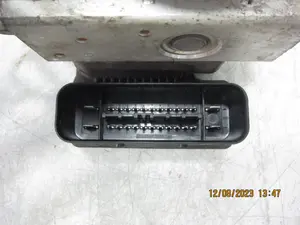 Foto de ABS FORD FOCUS C-MAX (CAP)(2003) 1.6 TDCi CAT (109 CV / 80 KW) referencia 5WK84102 foto 4