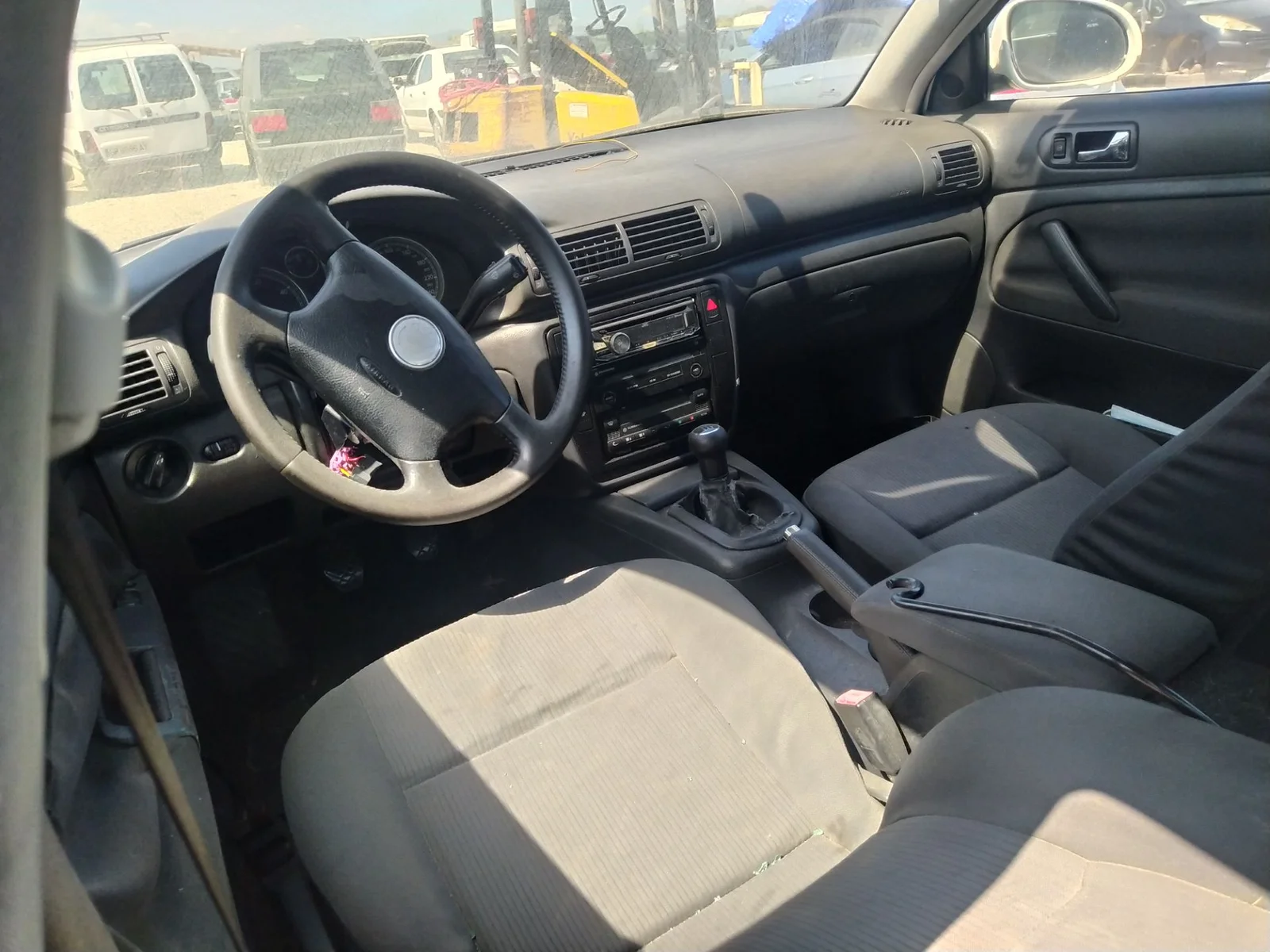 Foto de AIRBAG CORTINA DELANTERO IZQUIERDO VOLKSWAGEN PASSAT BERLINA (3B3) 1.9 TDI (131 CV / 96 KW) referencia 3B5880741G