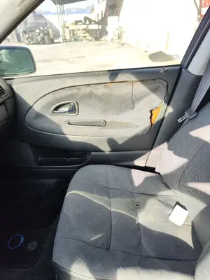 Foto de GUARNECIDO PUERTA DELANTERA DERECHA VOLVO S40 BERLINA 1.6 CAT (109 CV / 80 KW) referencia 30612181